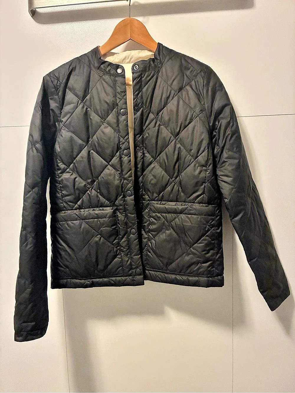 LOLE Reversible Quilted Jacket Black on one side and Color Block Cream & Black M
